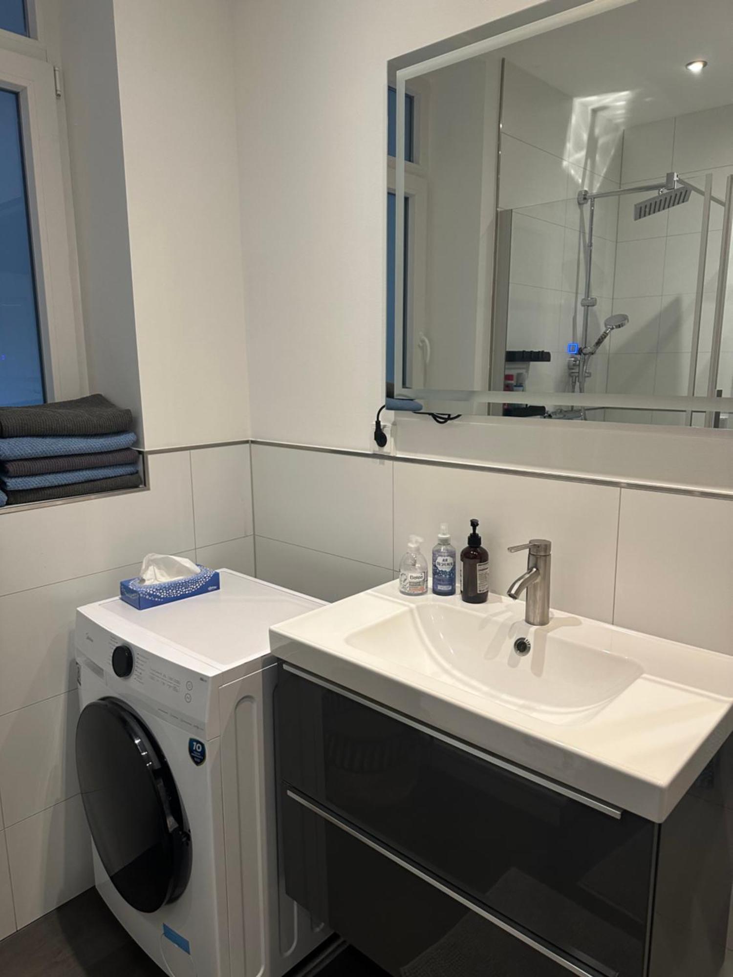 Luxurioese 2,5 Zimmer Oase Komplett Ausgestattet In Top Lage Essen Exterior photo